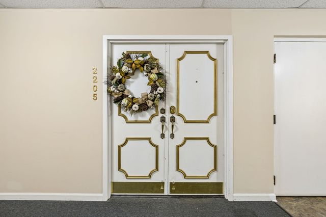 200 Sanders Ferry Rd Apt 2205, Hendersonville, TN 37075