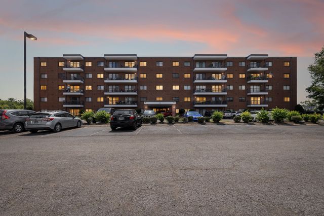 200 Sanders Ferry Rd Apt 2205, Hendersonville, TN 37075
