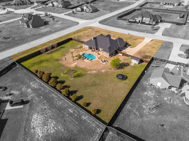 100 Brookview Court, Waxahachie, TX 75165