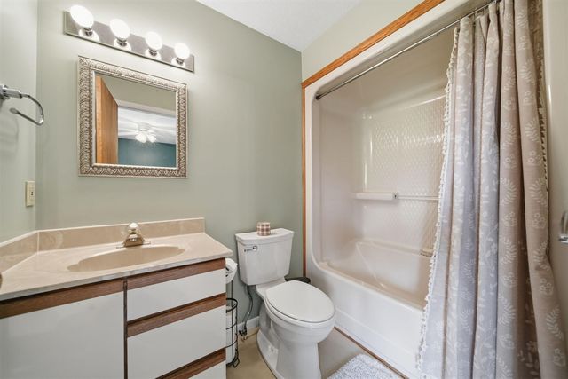 10799 Austin Road, Brooklyn, MI 49230