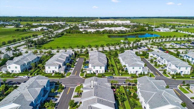 16423 Helix Court, Westlake, FL 33470
