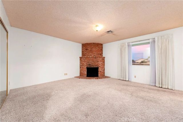 5603 W Avenue M2, Lancaster, CA 93536