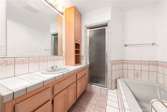 5603 W Avenue M2, Lancaster, CA 93536