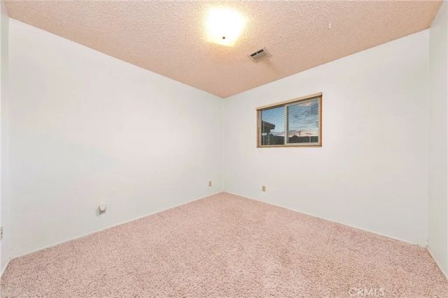 5603 W Avenue M2, Lancaster, CA 93536