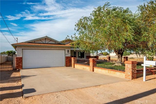 5603 W Avenue M2, Lancaster, CA 93536