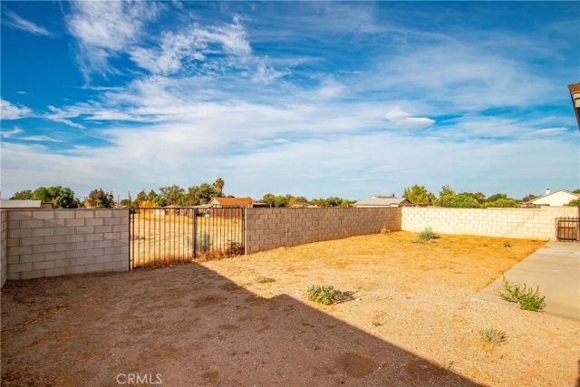 5603 W Avenue M2, Lancaster, CA 93536