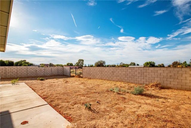 5603 W Avenue M2, Lancaster, CA 93536