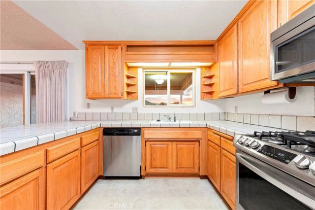 5603 W Avenue M2, Lancaster, CA 93536