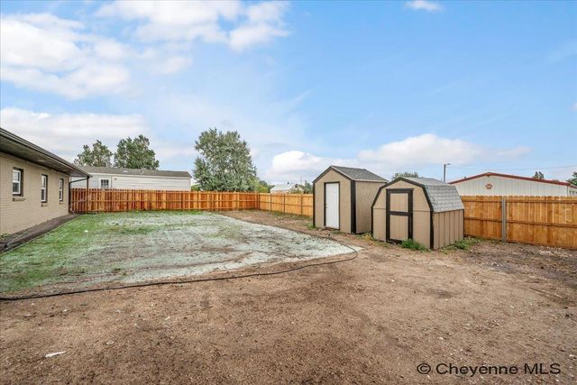 701 MITCHELL CT, Cheyenne, WY 82007