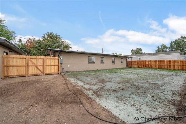701 MITCHELL CT, Cheyenne, WY 82007