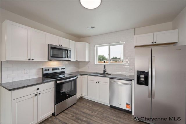 701 MITCHELL CT, Cheyenne, WY 82007
