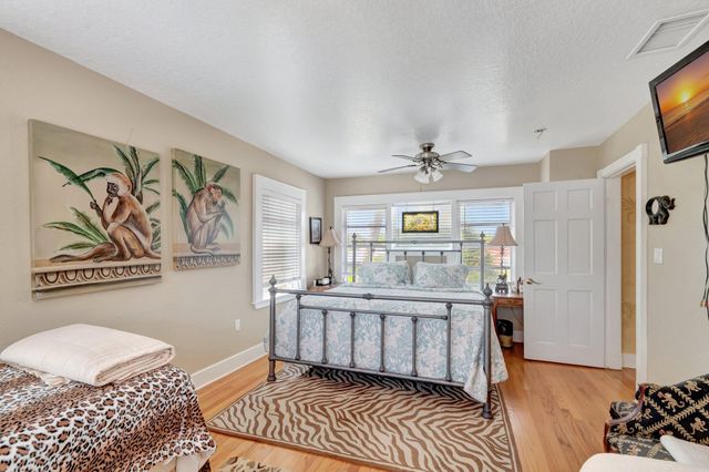 431 37th Street, West Palm Beach, FL 33407
