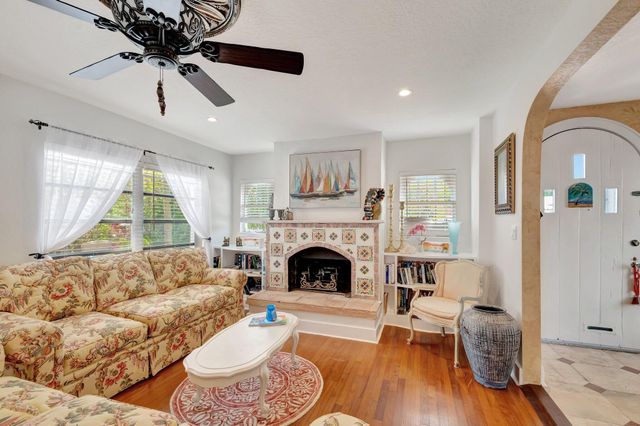 431 37th Street, West Palm Beach, FL 33407