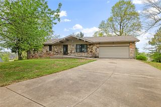 1737 Cottonwood Court, Harrison, AR 72601