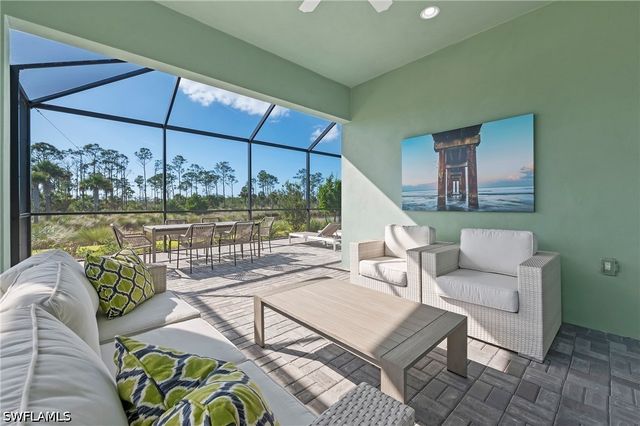 6403 Negril Isle DR, Naples, FL 34113