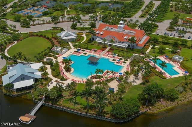 6403 Negril Isle DR, Naples, FL 34113