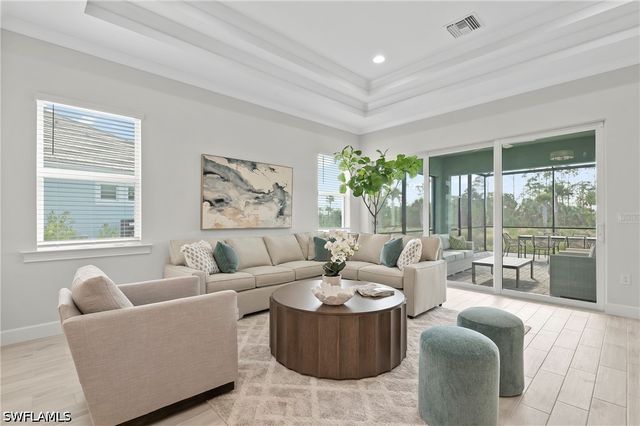 6403 Negril Isle DR, Naples, FL 34113