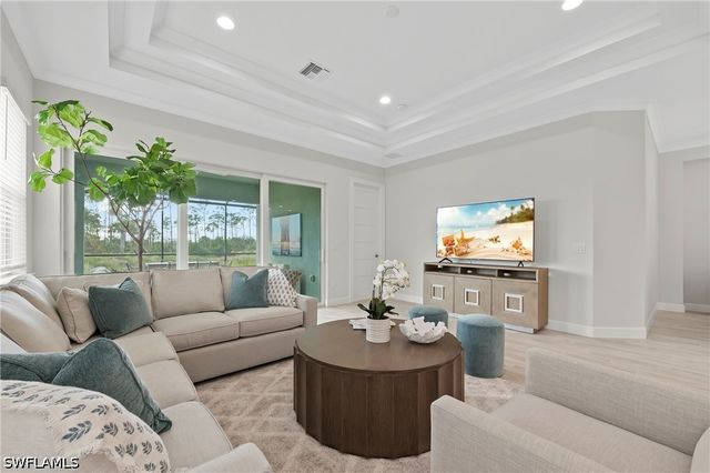 6403 Negril Isle DR, Naples, FL 34113