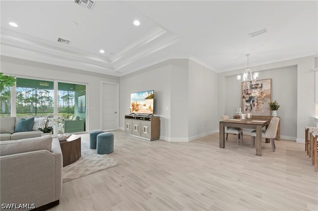 6403 Negril Isle DR, Naples, FL 34113