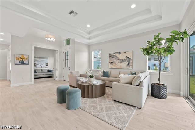 6403 Negril Isle DR, Naples, FL 34113