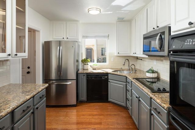 229 E Bellevue Avenue 9, San Mateo, CA 94401