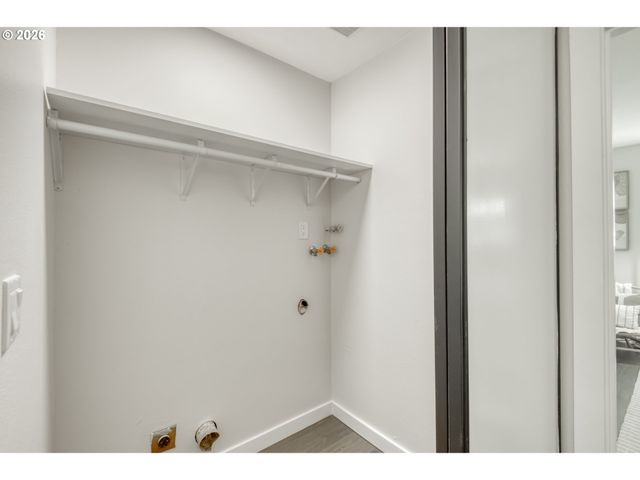 3114 Sw CARSON St, Portland, OR 97219