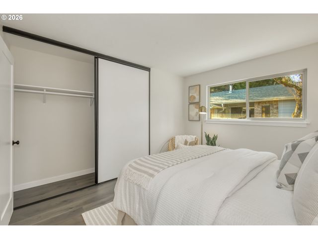 3114 Sw CARSON St, Portland, OR 97219