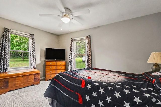 11332 Crestview Drive E, Cement City, MI 49233