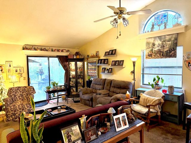 5208 Misty Meadow Way, Elk Grove, CA 95758