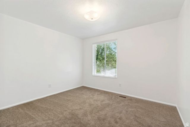 1602 NICKLAUS CIR, Sandy, UT 84092