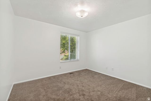 1602 NICKLAUS CIR, Sandy, UT 84092