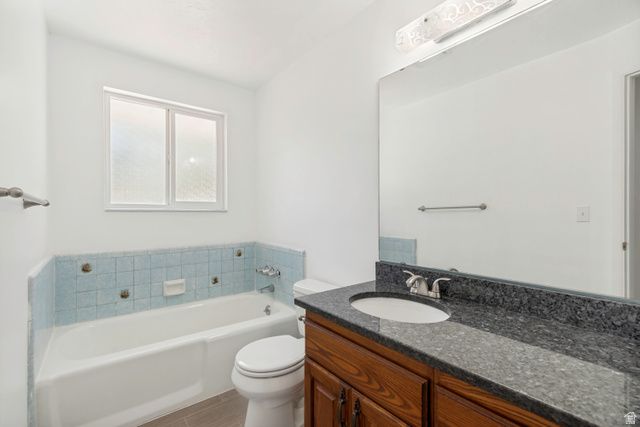 1602 NICKLAUS CIR, Sandy, UT 84092