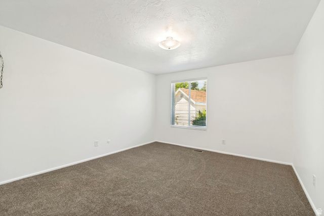1602 NICKLAUS CIR, Sandy, UT 84092