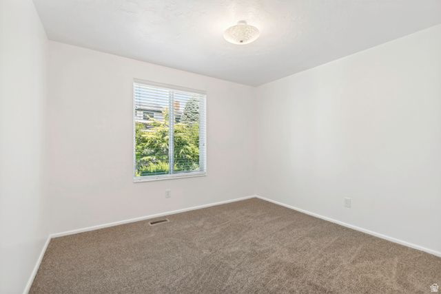 1602 NICKLAUS CIR, Sandy, UT 84092
