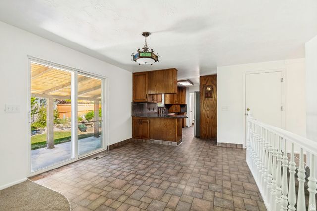 1602 NICKLAUS CIR, Sandy, UT 84092