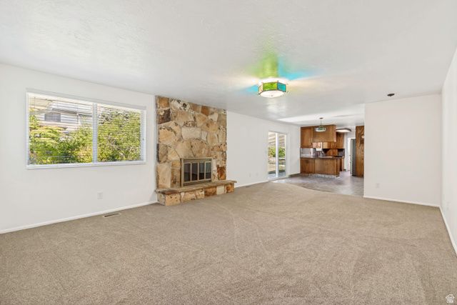 1602 NICKLAUS CIR, Sandy, UT 84092