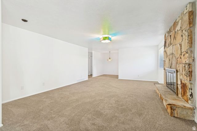 1602 NICKLAUS CIR, Sandy, UT 84092