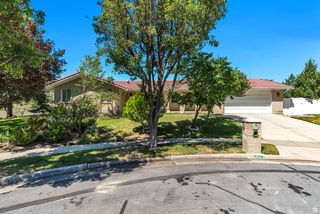 1602 NICKLAUS CIR, Sandy, UT 84092