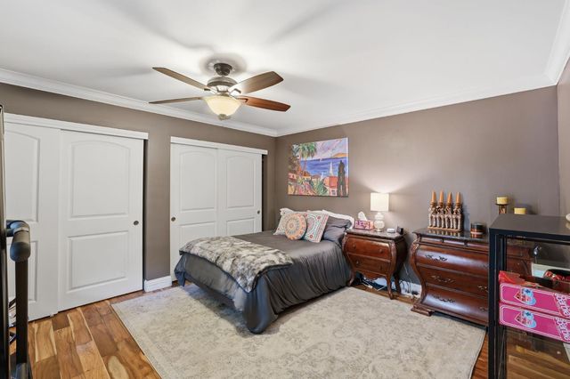 4978 Village Oaks Dr, Rocklin, CA 95677