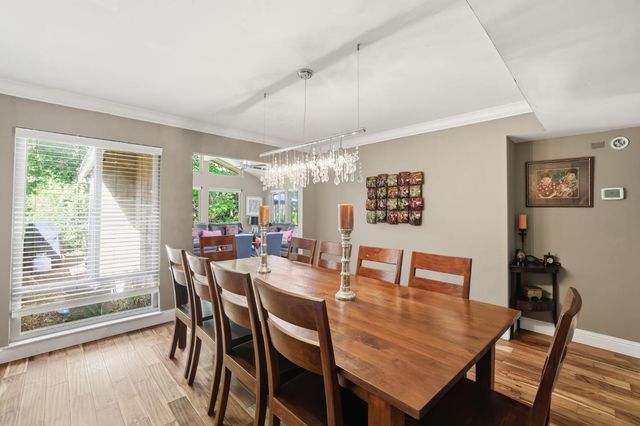 4978 Village Oaks Dr, Rocklin, CA 95677