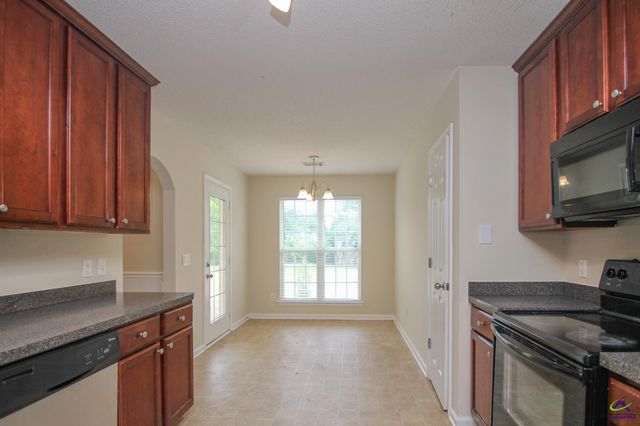 520 Arrie Drive, Byron, GA 31008