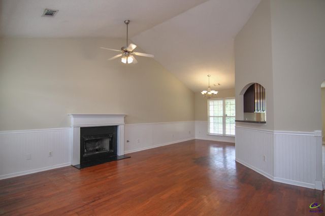 520 Arrie Drive, Byron, GA 31008