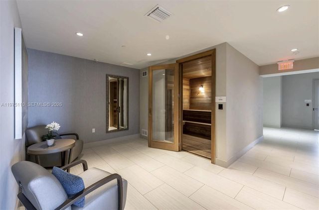 5225 NW 85TH AVENUE 2-0911, Doral, FL 33160