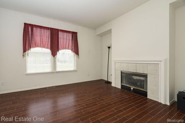 14864 LIRI Drive, Sterling Heights, MI 48312