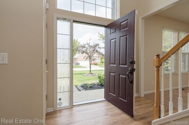 14864 LIRI Drive, Sterling Heights, MI 48312