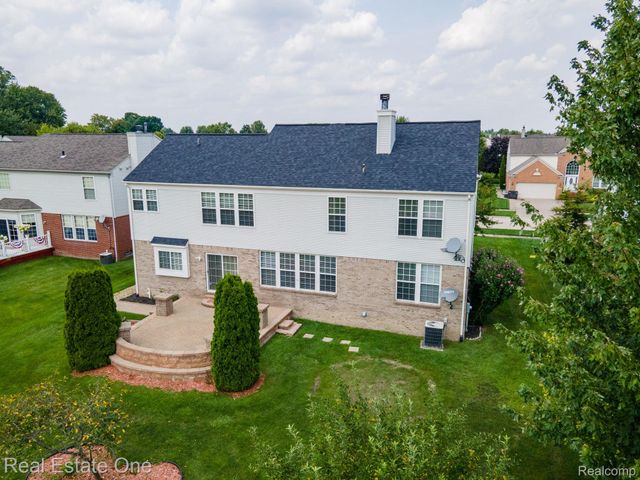 14864 LIRI Drive, Sterling Heights, MI 48312