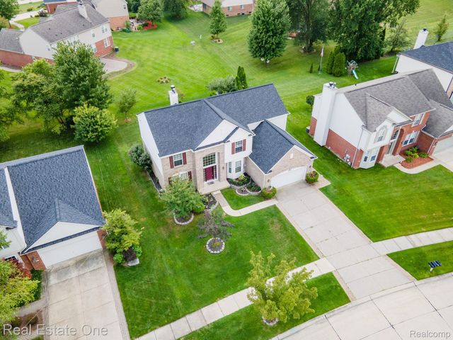 14864 LIRI Drive, Sterling Heights, MI 48312