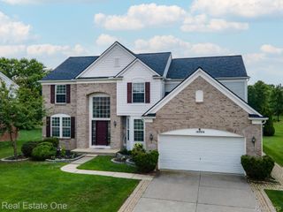 14864 LIRI Drive, Sterling Heights, MI 48312