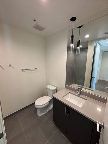 1801 N Pearl Street 502, Dallas, TX 75201