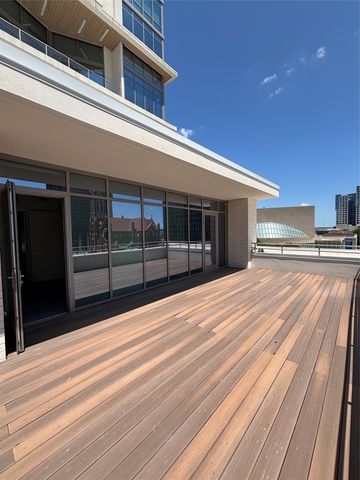1801 N Pearl Street 502, Dallas, TX 75201